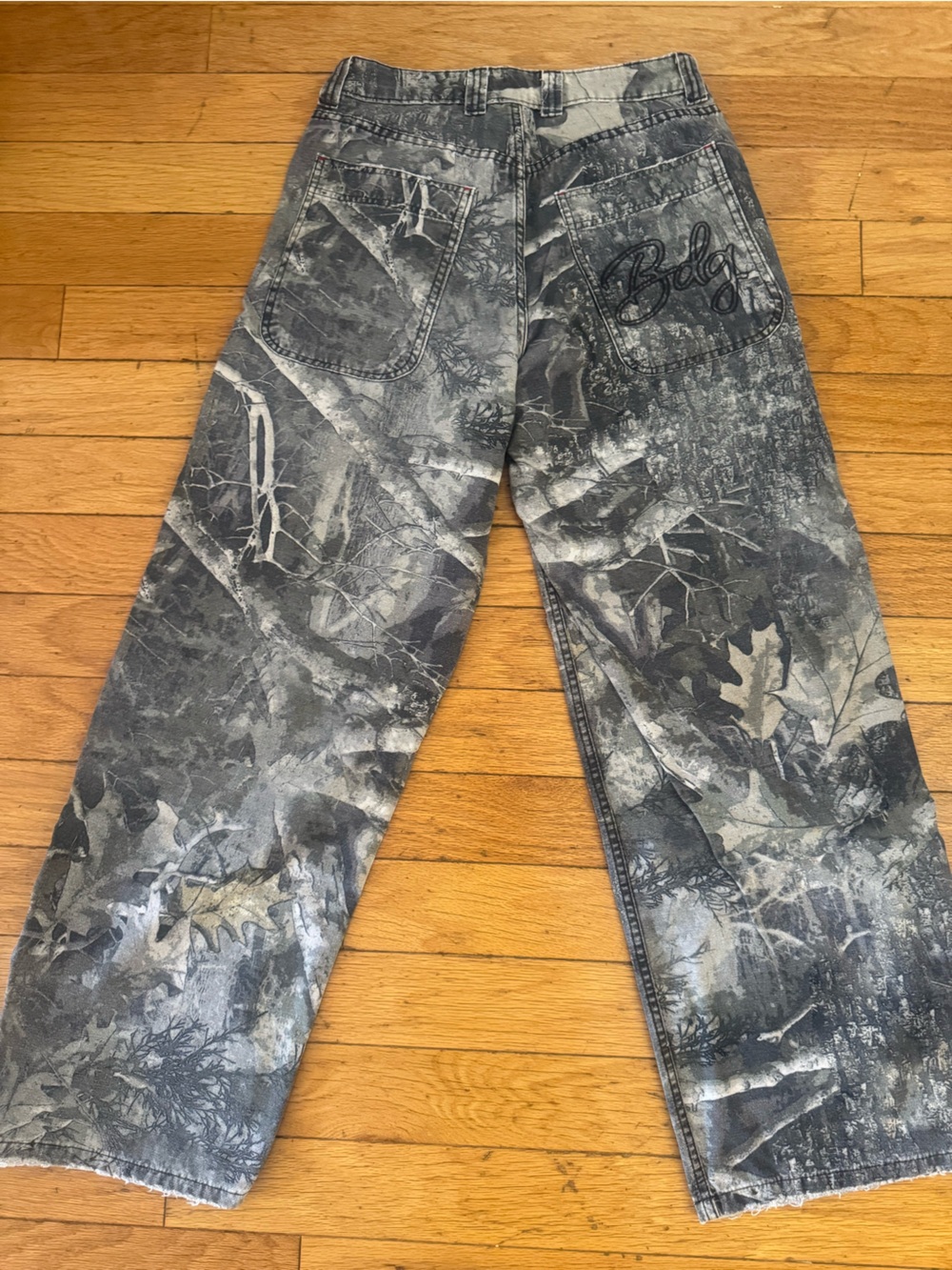 BDG Womens Camouflage Wide Leg Pants